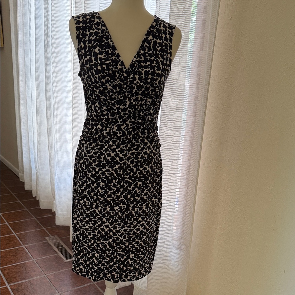 Ann Taylor Black and White Patterned Midi Dress
